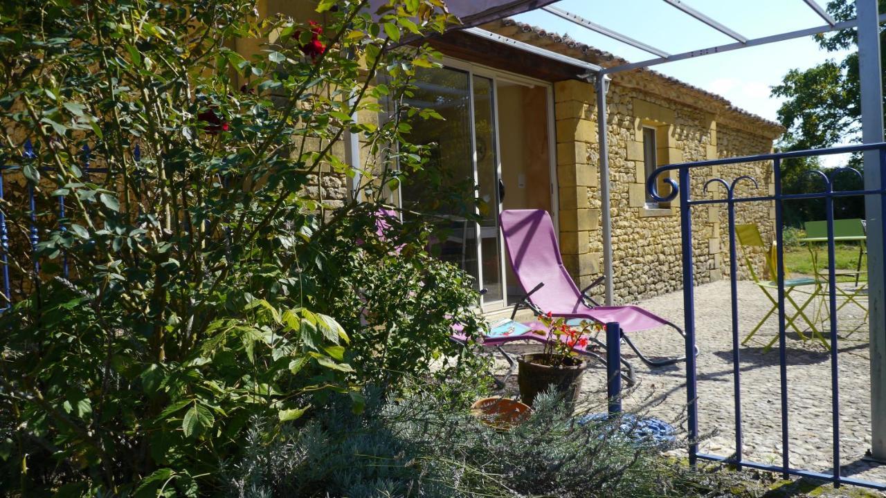 La Borie Du Chevrier Hotel Sainte-Croix-de-Beaumont Екстериор снимка