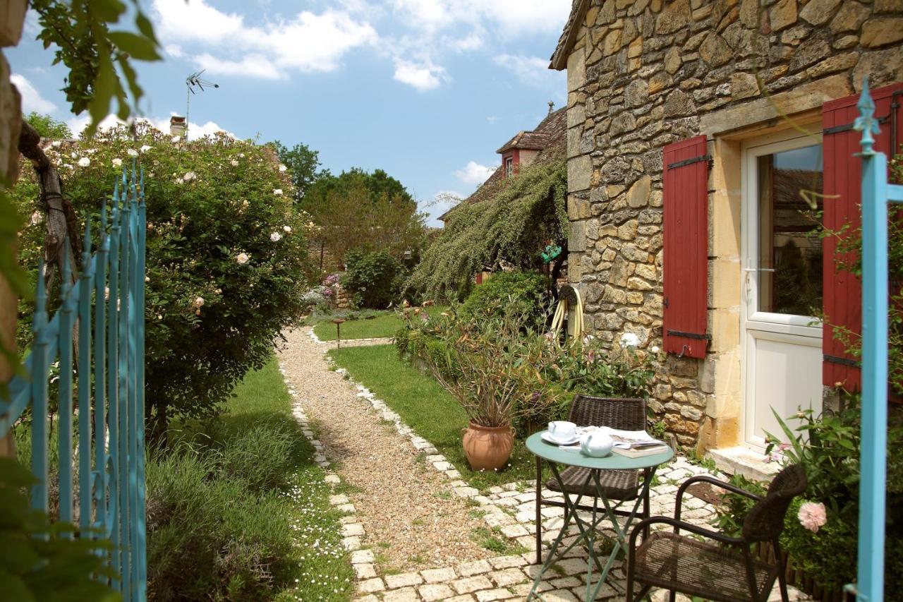 La Borie Du Chevrier Hotel Sainte-Croix-de-Beaumont Екстериор снимка