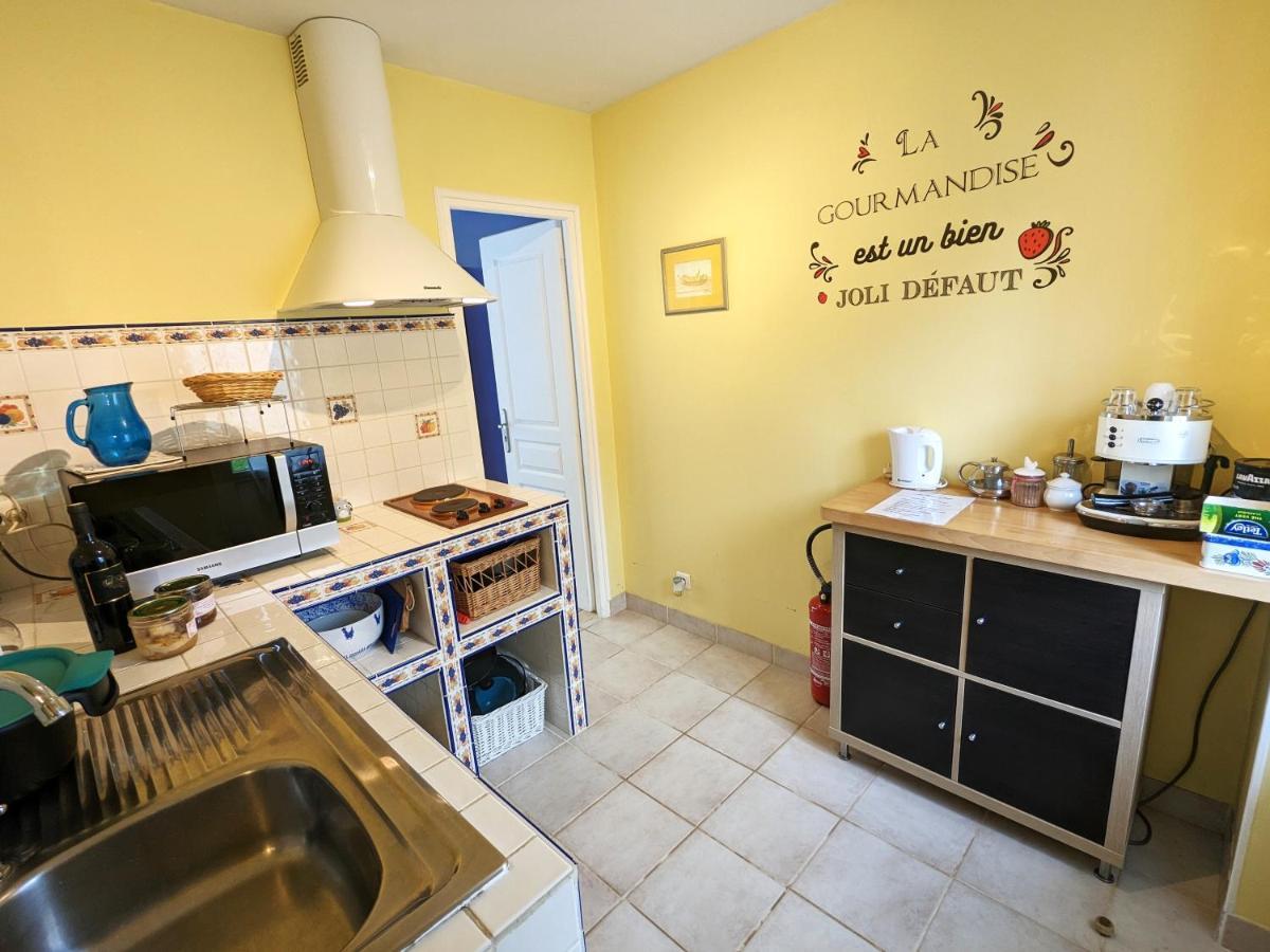 La Borie Du Chevrier Hotel Sainte-Croix-de-Beaumont Екстериор снимка