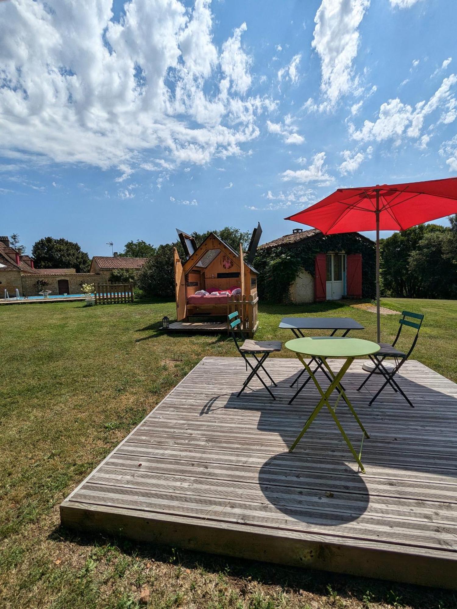La Borie Du Chevrier Hotel Sainte-Croix-de-Beaumont Екстериор снимка