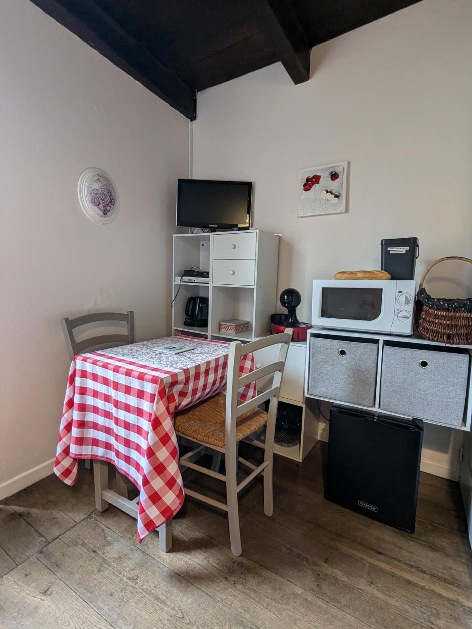 La Borie Du Chevrier Hotel Sainte-Croix-de-Beaumont Екстериор снимка